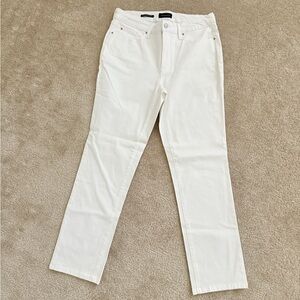 Charter Club Lexington Straight White Jeans | Size 10